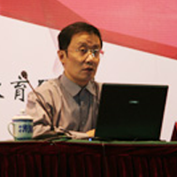 罗炯彬