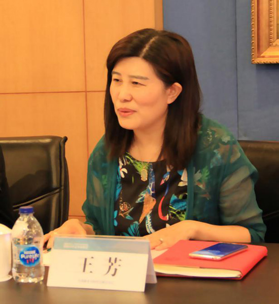 外研社党总支王芳书记主持会议